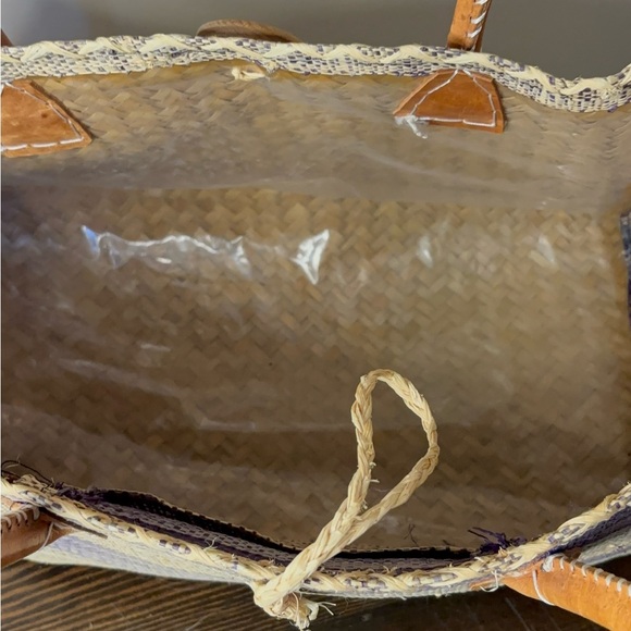 Vtg Handwoven Madagascar Raffia Stripe Tote Bag - Picture 8 of 14